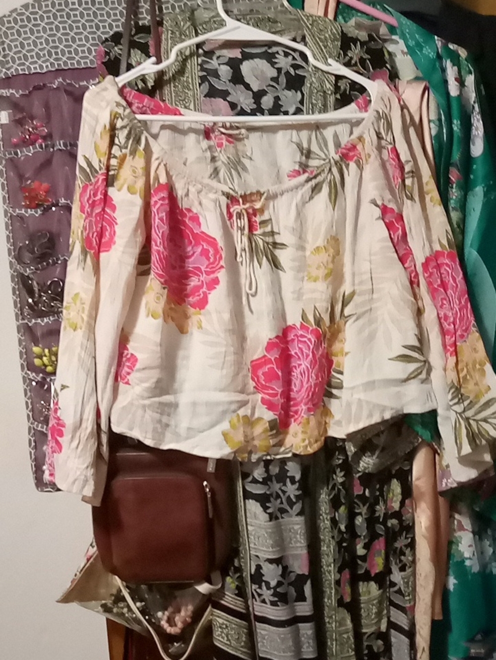Billabong Cropped Women’s Cream Floral Off-Shoulder Peasant Top with Pink Blooms